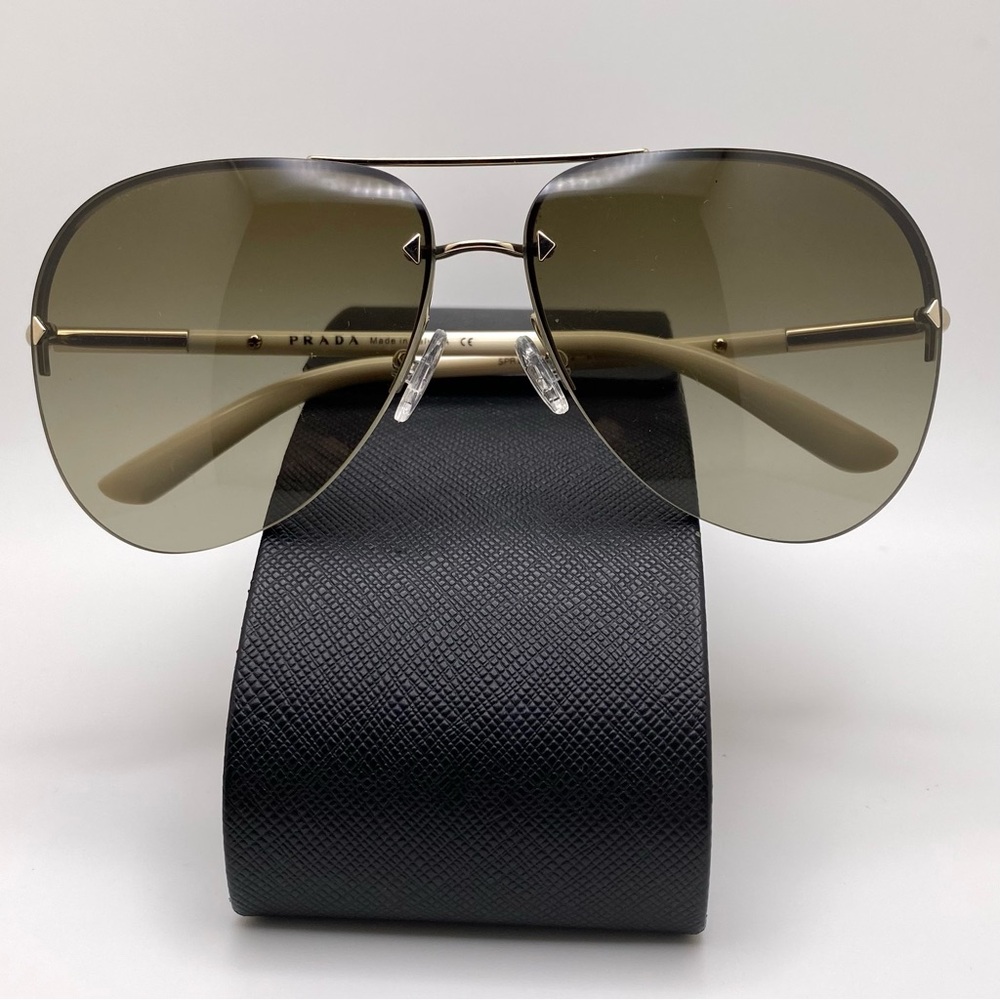 Prada Women’s Aviator Gradient Sunglasses SPR 530 61 12 - Y2K Vibe